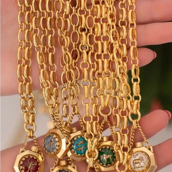 Brinker & Eliza “Here’s your sign” Virgo necklace - Picture 2 of 3